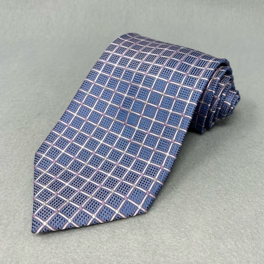 Alexander Julian American Modern 100% Silk Tie Geometric Squares Blue And Pink.